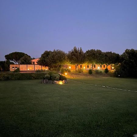 Agriturismo I Tre Fossi มาลียาโน อิน ตอสกานา ภายนอก รูปภาพ