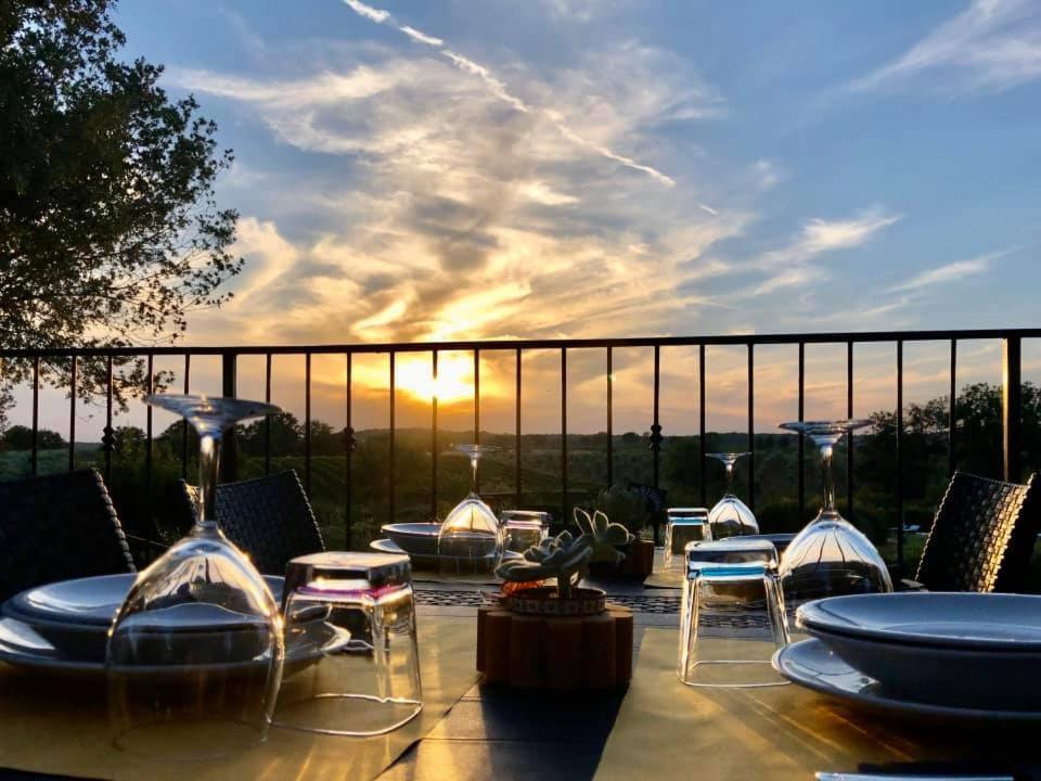 Agriturismo I Tre Fossi มาลียาโน อิน ตอสกานา ภายนอก รูปภาพ